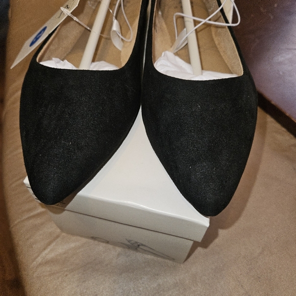 A New Day Women's Corinna Ballet Flats with Memory Foam Insole 7.5 wide - Picture 3 of 10